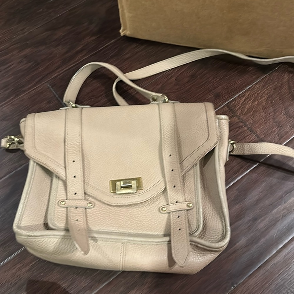 Gigi New York crossbody satchel